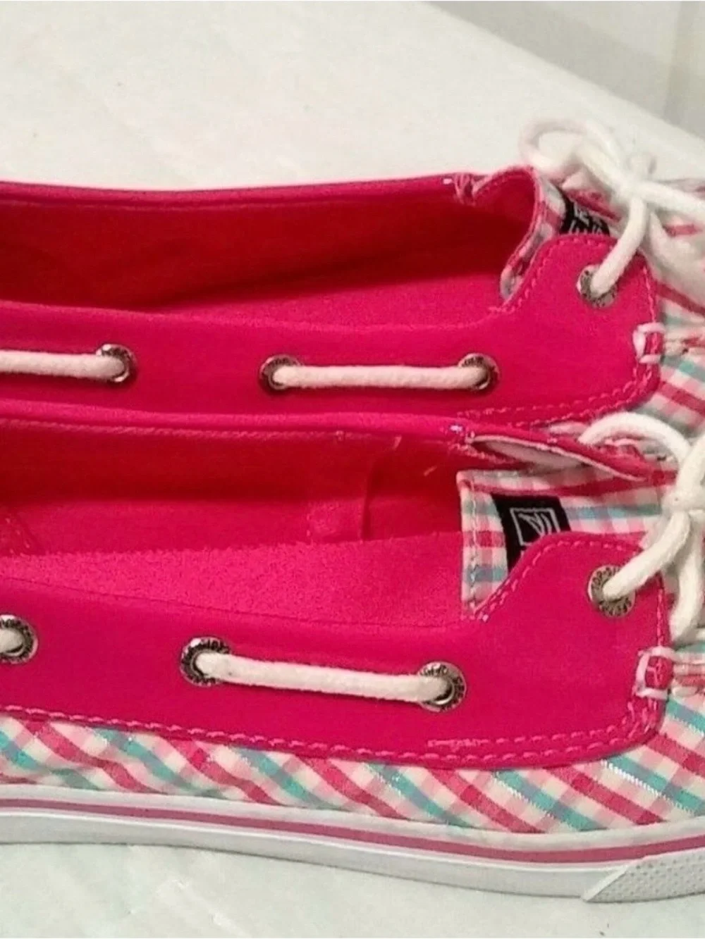 Sperry bright hot